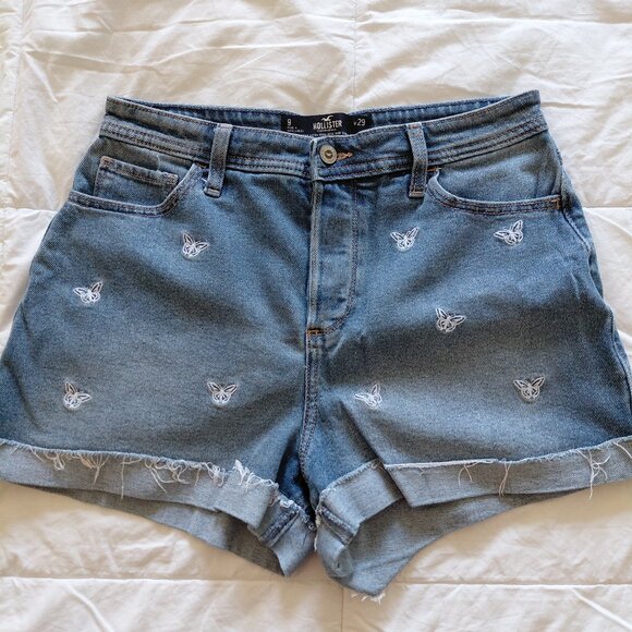 Hollister Butterfly High Waisted Denim Shorts Size 29 - Picture 1 of 5